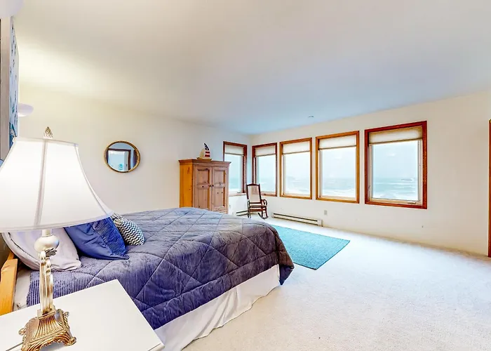 Oceanfront Oasis: Home Overlooking Pebble Beach!