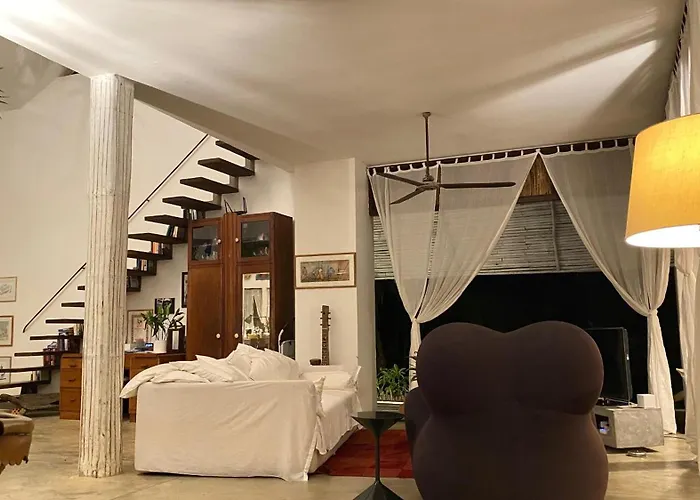 Maddekehaoo Eco Mansion