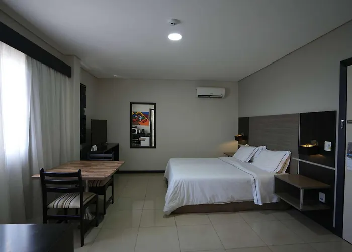 Wyndham Golden Foz Suites