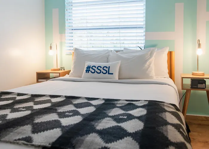 Seaspray Surf Lodge