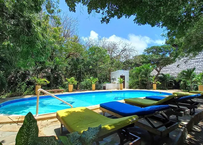 Bamba Kofi Beach Lodge