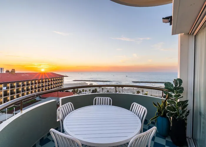 Sunsets Paradise 2Br With Parking By Beachfront Stay