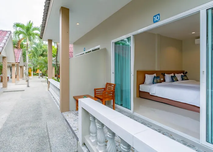 Lightplus Khao Lak