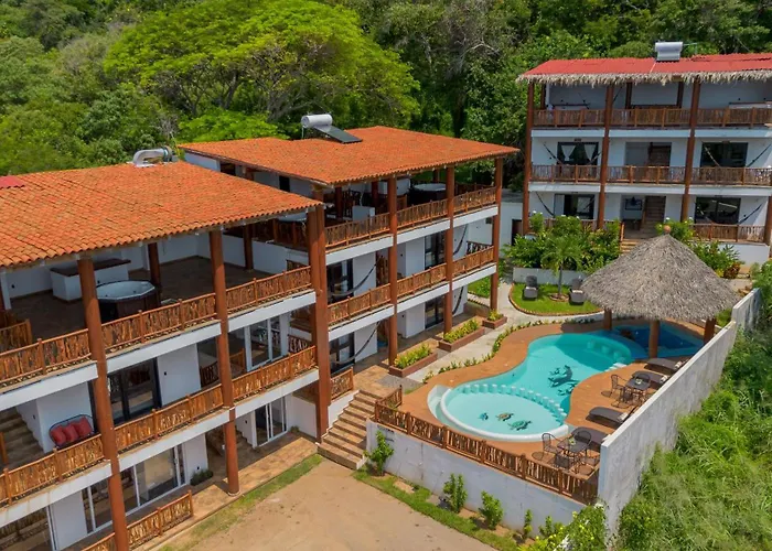 Hotel Alfa Troncones Mexico