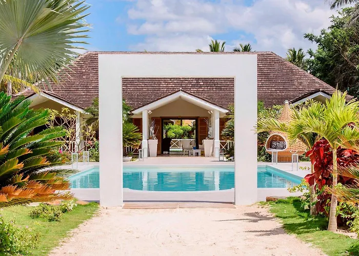 Tracadero Beach Resort