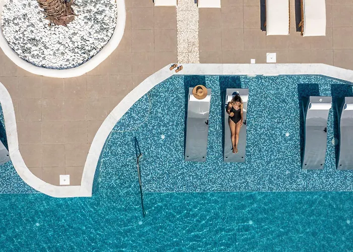 Naxos Finest Hotel & Villas