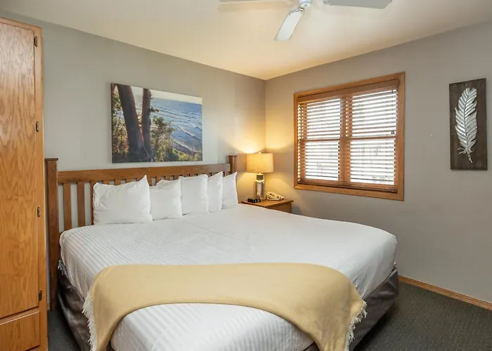 Westwood Shores Waterfront Resort