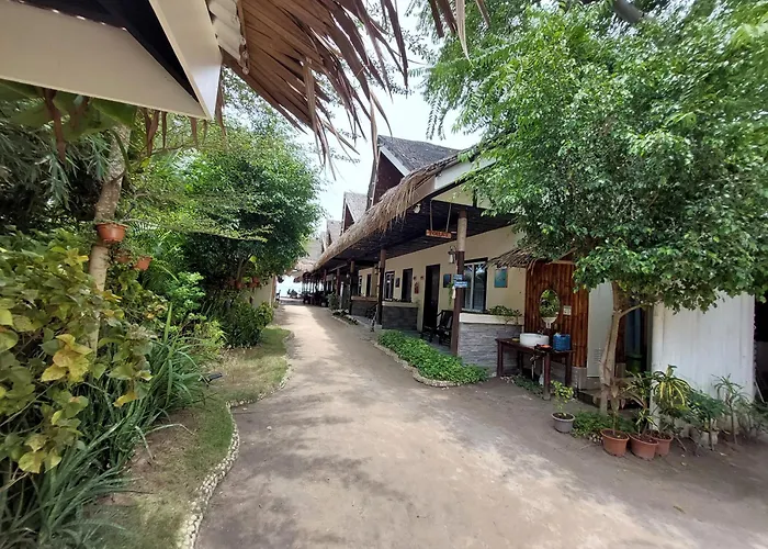 Avila'S Horizon Dive Resort Malapascua