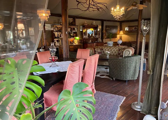 Out In Africa Wildlife Lodge