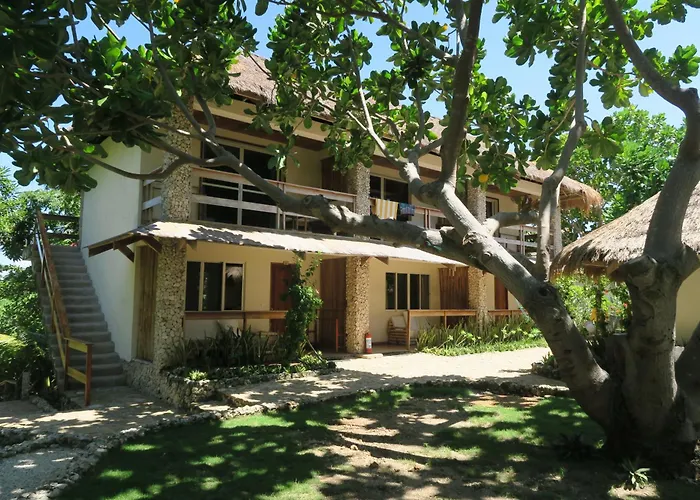 Tepanee Beach Resort