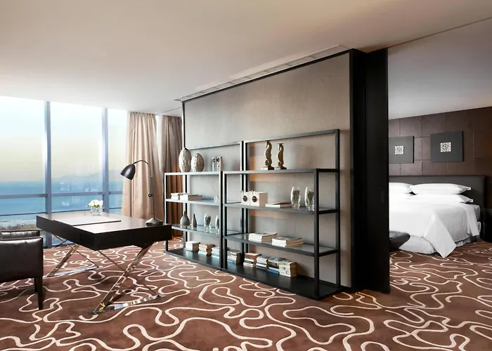 Four Points By Sheraton Qingdao, West Coast