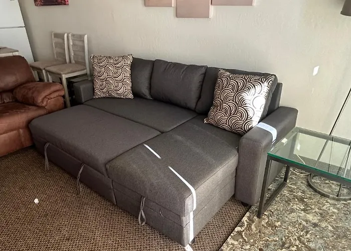Beach House Inn & Suites