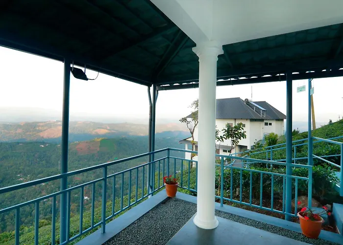 10 Degrees North By Avni Holidays