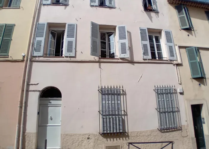 11 Rue Vauban