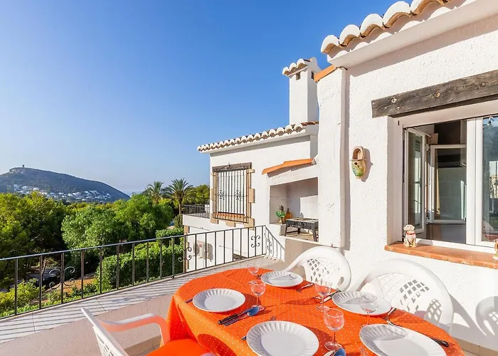 Cap D'Or House
