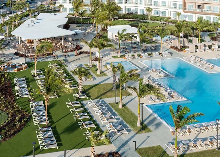 Embassy Suites By Hilton Aruba Beach Resort