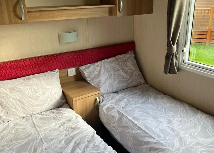 The Luxury Break Sleeps 6 At Kingfisher Court South Facing