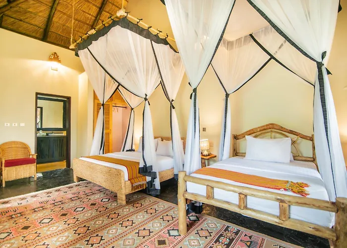 Buffalo Safari Lodge