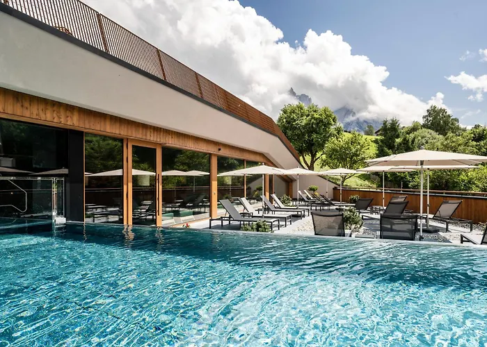 Hotel Alpenroyal