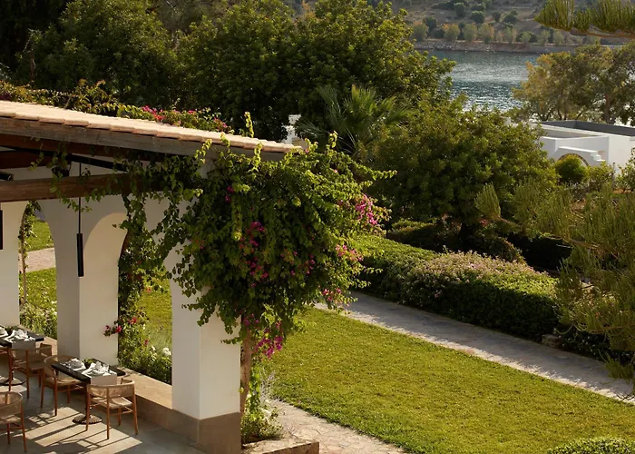 Minos Beach Art Hotel, A Member Of Design Hotels