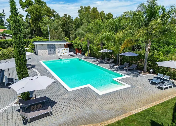 Casale Delle Ronde B&B