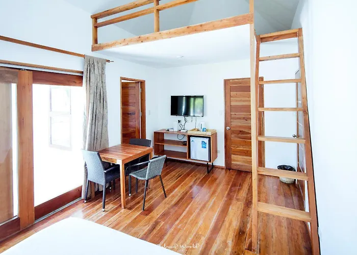 Island World Panglao
