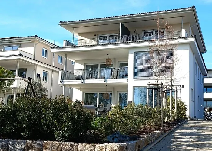 MAISON AMAND - Am See mit Privatstrand