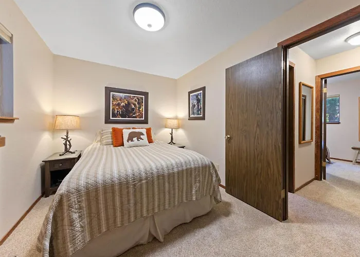 Nightingale Retreat - 3Br, Close To Tahoe City, Walk To Bike Path, Private Beach Access