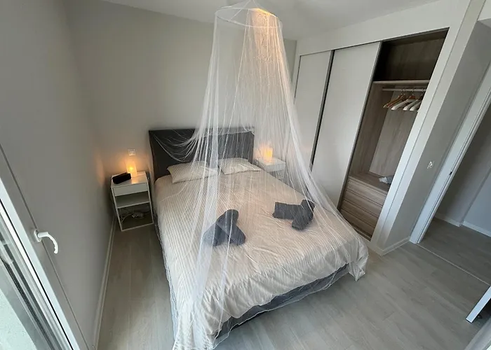 New Penthouse With Sunny Beach View