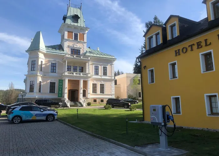 Hotel Chateau Cihelny