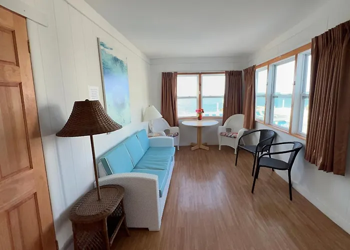 Buccaneer Quarters And Suites