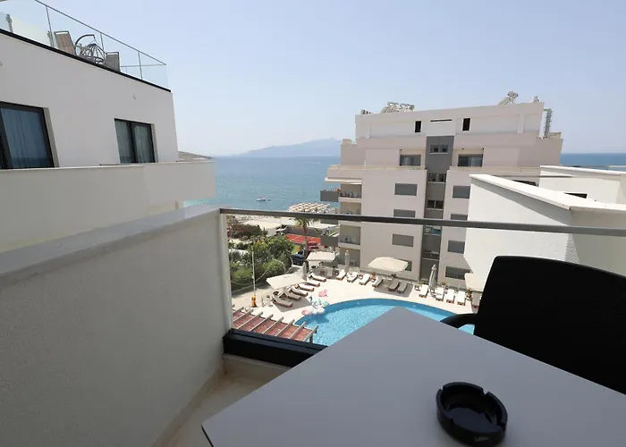 Harbour Hotel