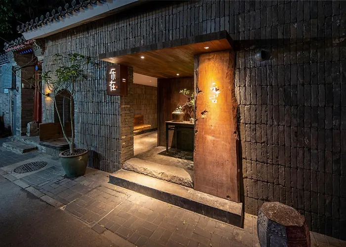 Beijing Lezai Nanluo Countyard Hotel