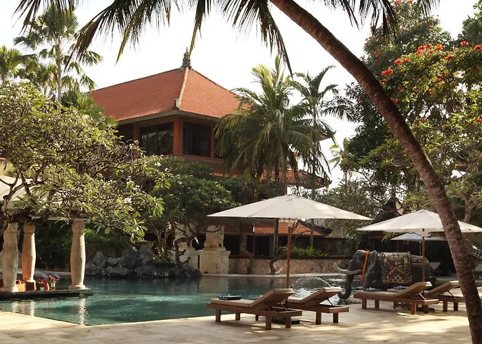 Puri Santrian Beach Resort And Spa