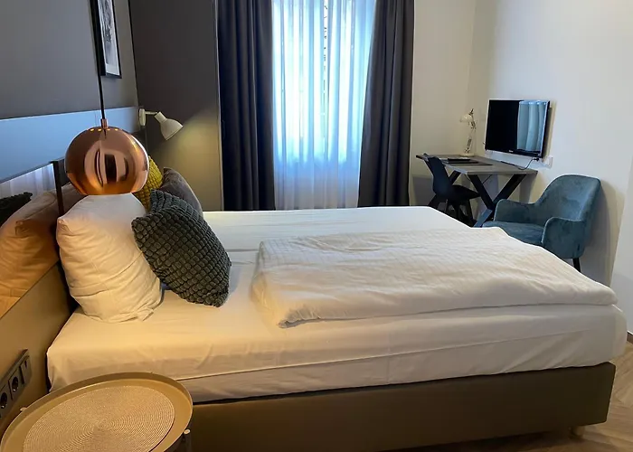 Dom Hotel