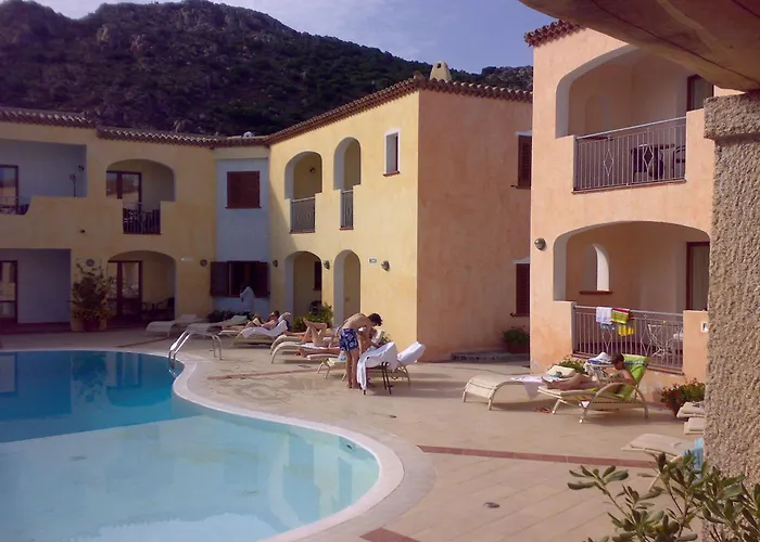 Hotel Monti Di Mola
