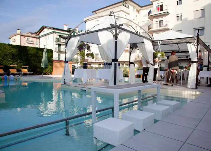 Ute Hotel