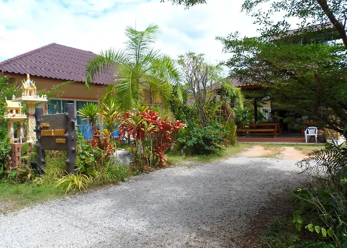 Khaolak Summer House Resort