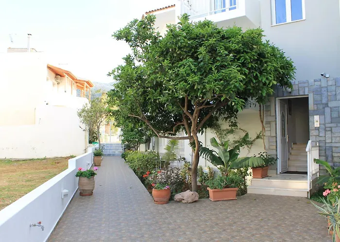 Melissa Apartments, Studios & Suites
