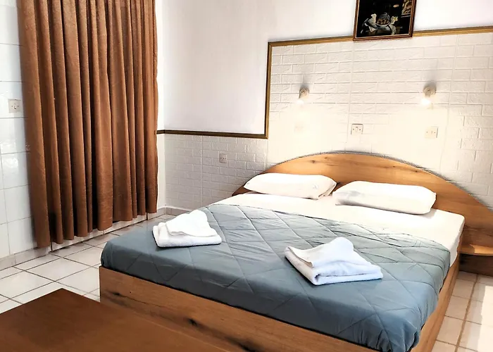 Eleni Apartments Sant George Beach