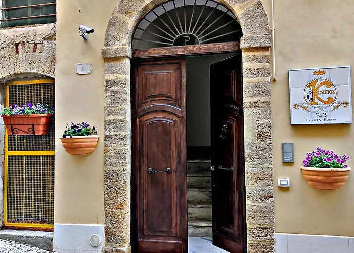 Kèramos Luxury Rooms