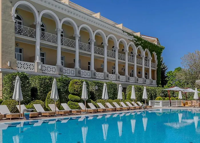 Palace Del Mar