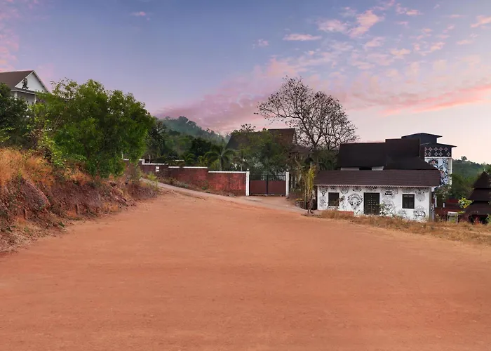 Lemon Tree Hotel, Dapoli
