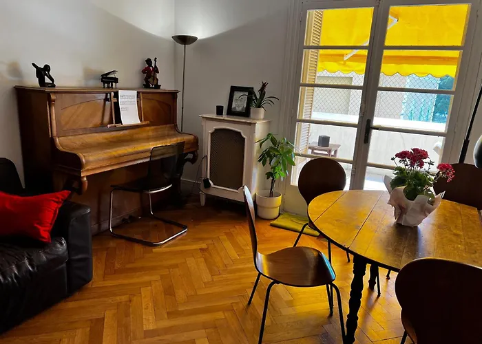 Charmant Appartement 3 Pieces Avec Terrasse - Monaco Ville 150M Du Palais Sur Le Rocher