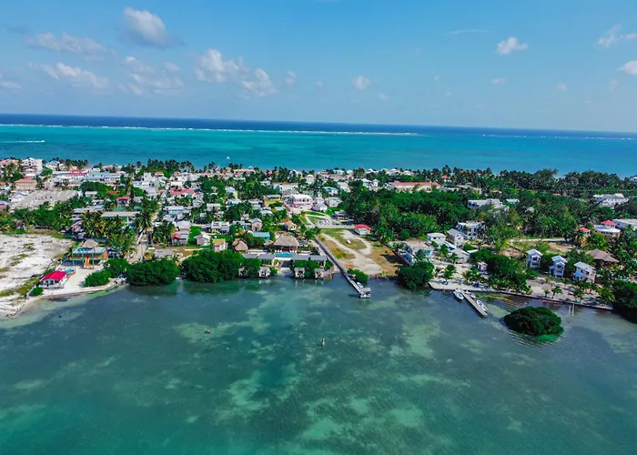 Hidden Treasure Vacation Home Blue Bay Cottage