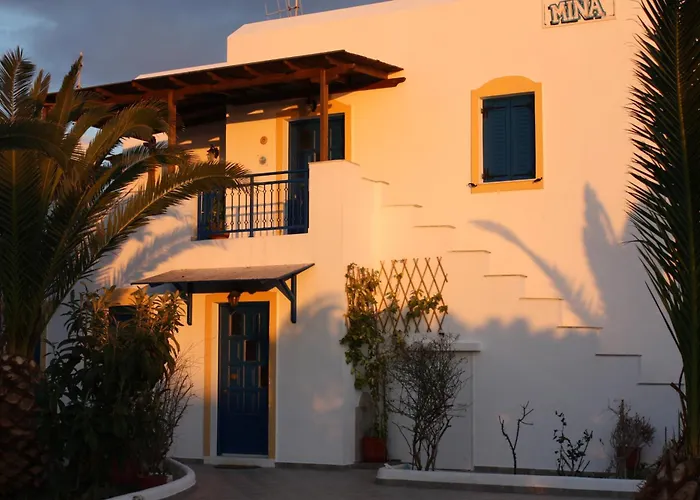 Mina'S Studios In Naxos Island