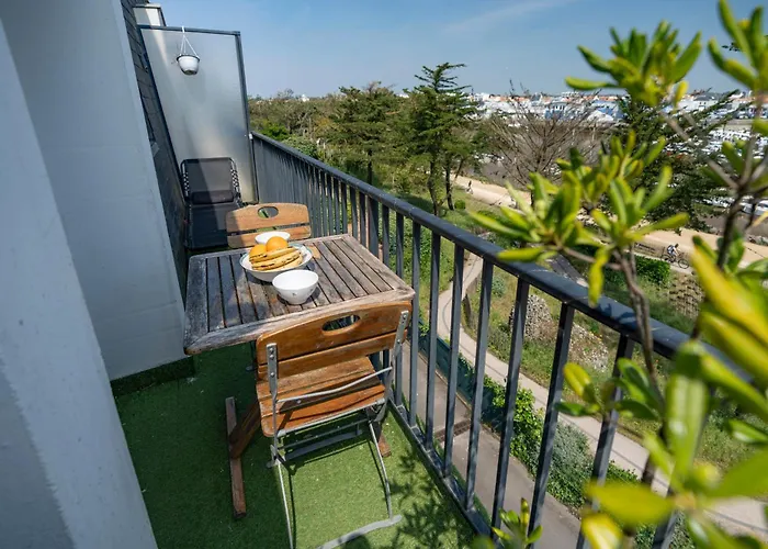 Duplex Premium - Balcon Vue Port - 100m de la Plage - 4 Pers - TV 4K
