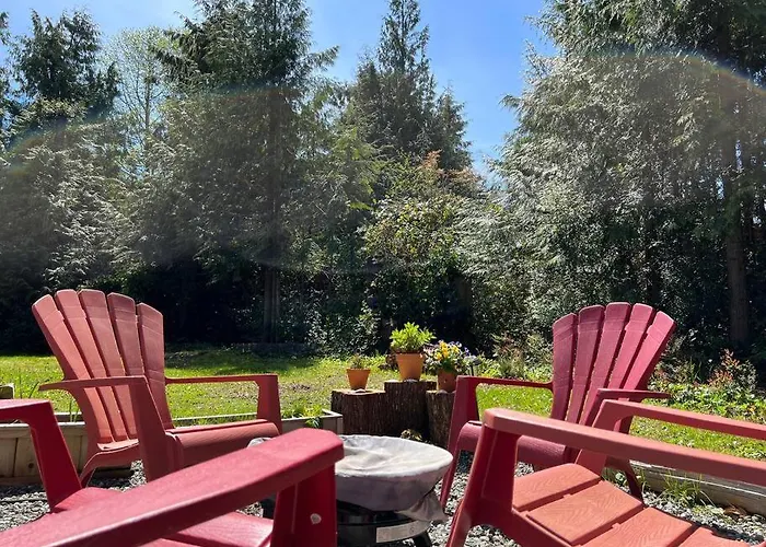 Blue Cedar Suite