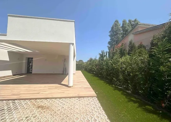 Villa Garbisa al Lido di Venezia