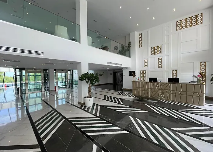 Arena Grand Hotel